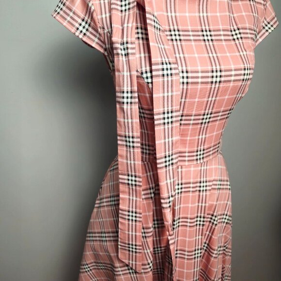 Pink Plaid Fit & Flare Dress With Belted Waist & Cap Sleeves And Pockets Small - Picture 9 of 14